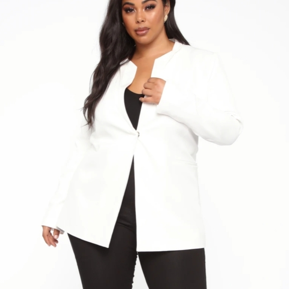 Keeping Me Busy Blazer - White - Picture 1 of 5